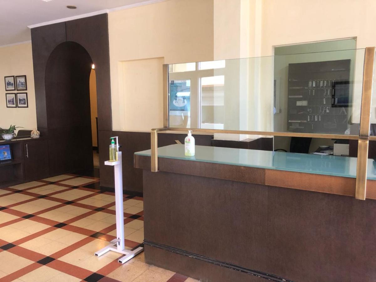 Sea Green Hotel Bombay Exterior foto
