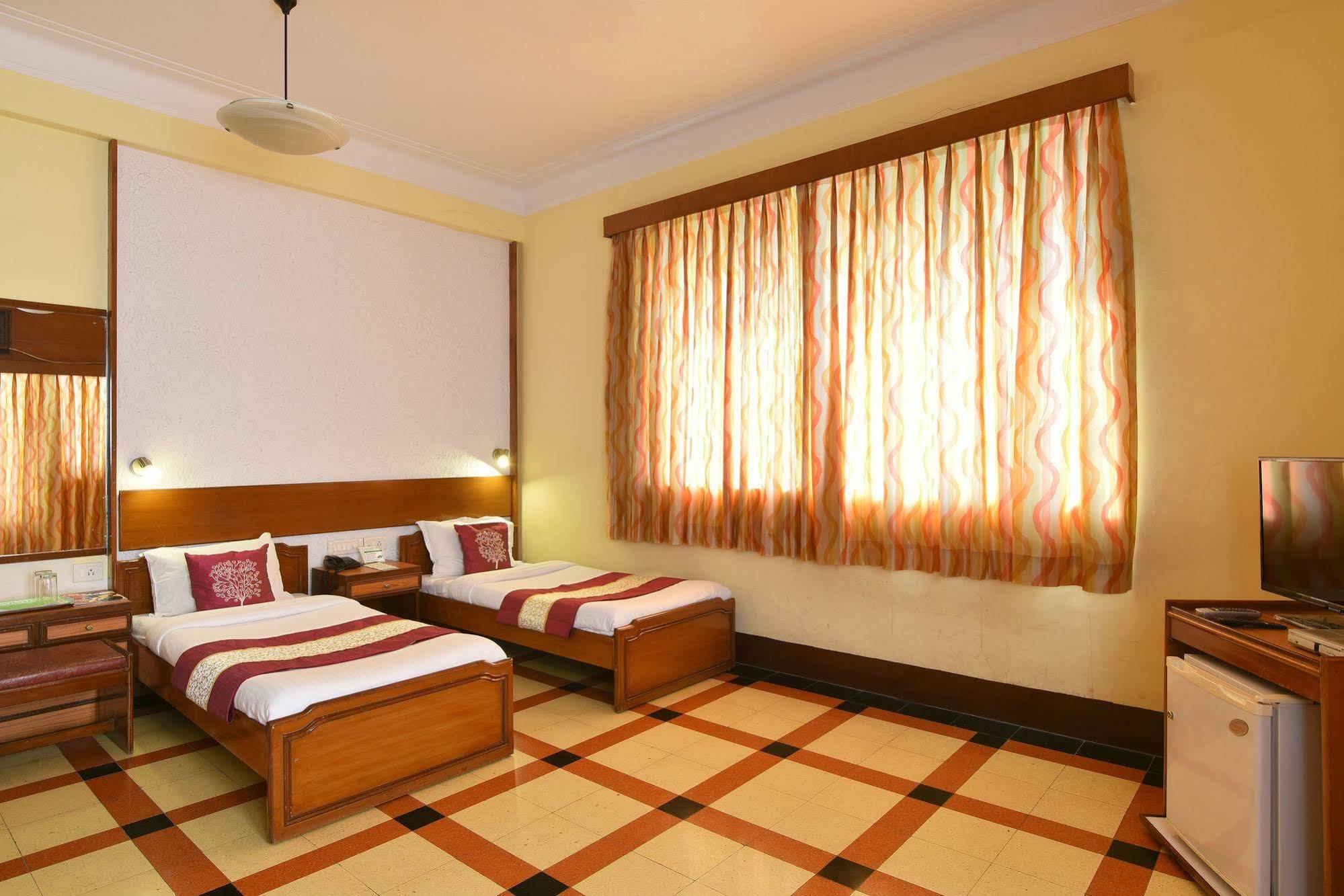 Sea Green Hotel Bombay Exterior foto