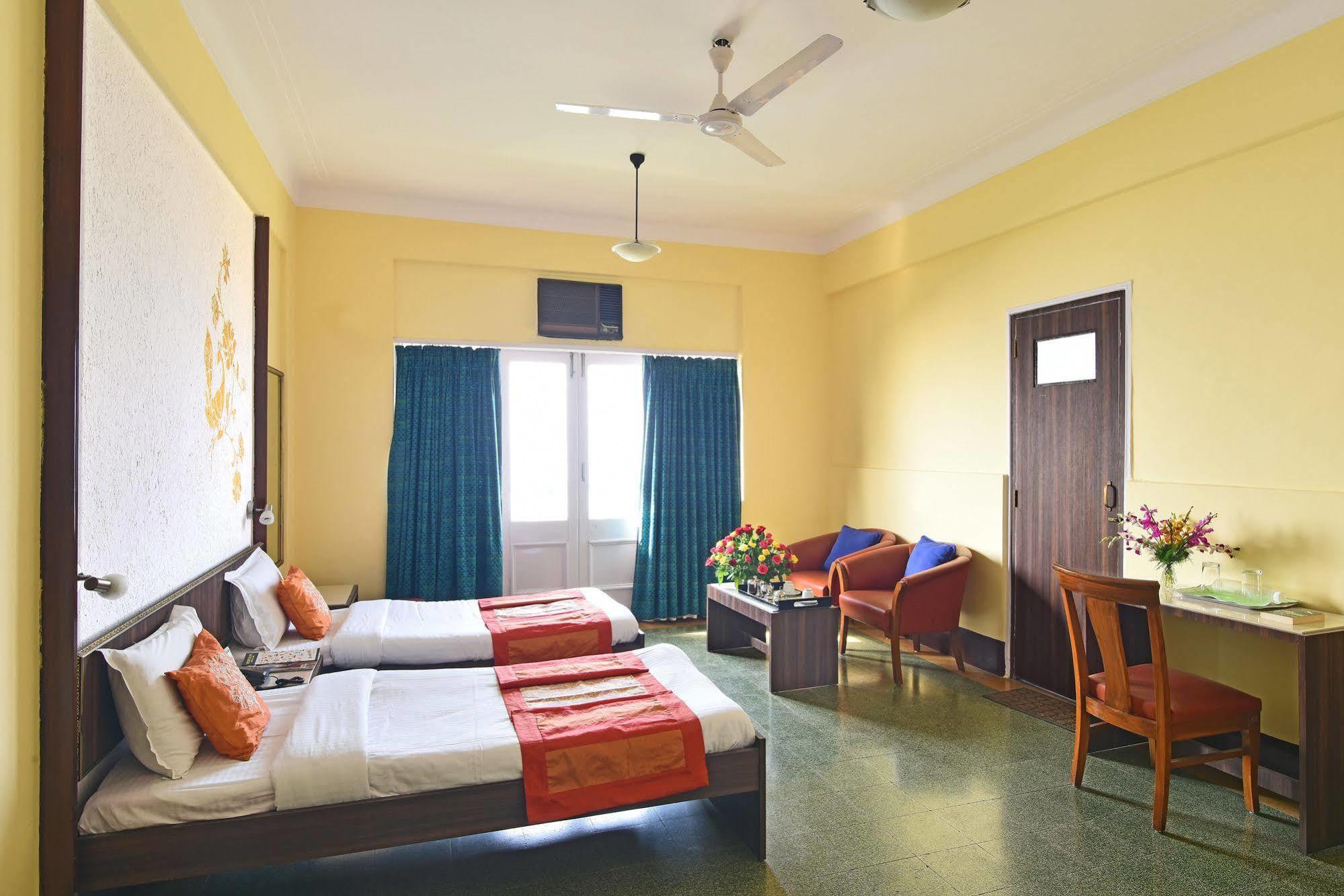 Sea Green Hotel Bombay Exterior foto