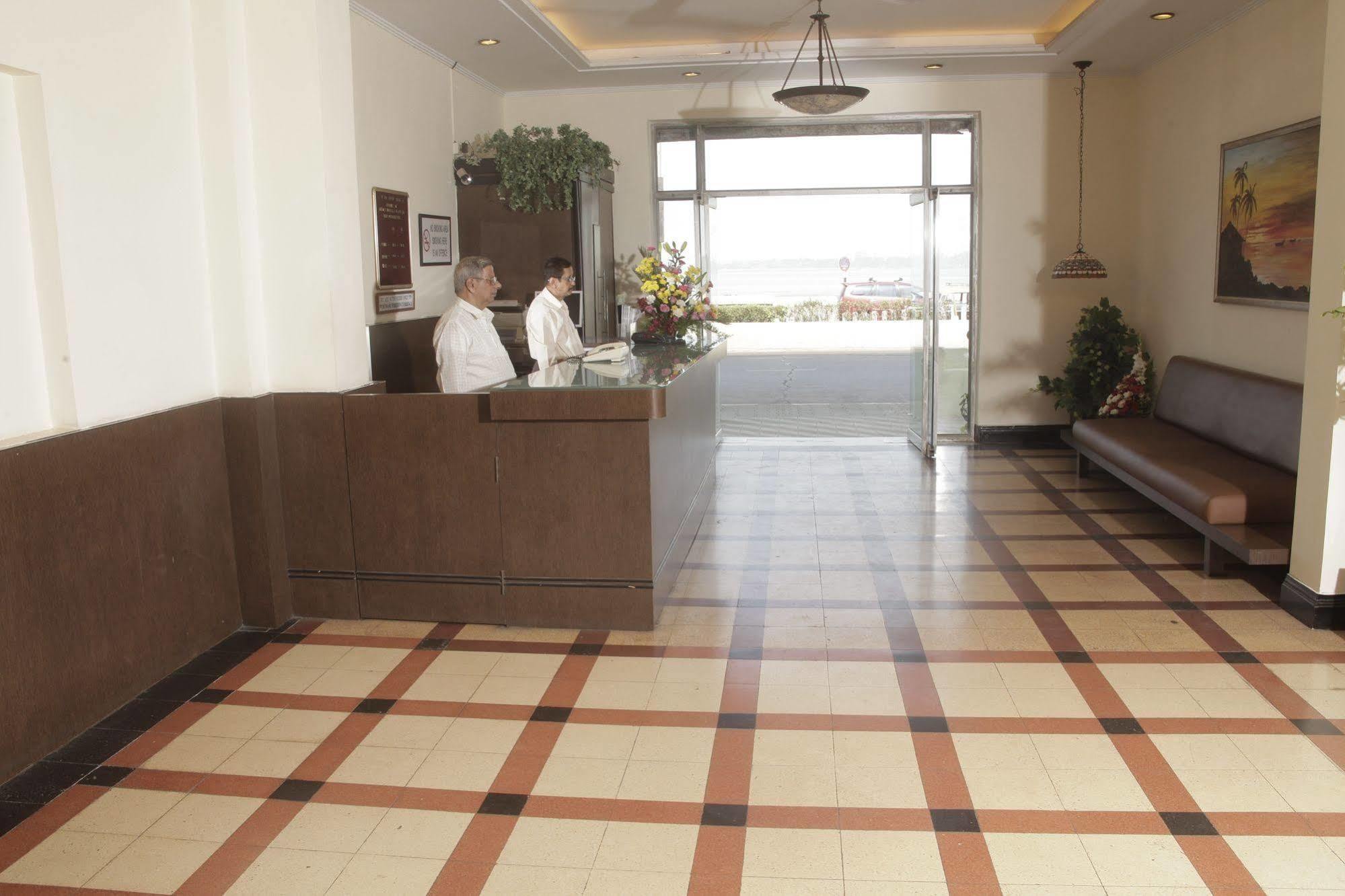 Sea Green Hotel Bombay Exterior foto